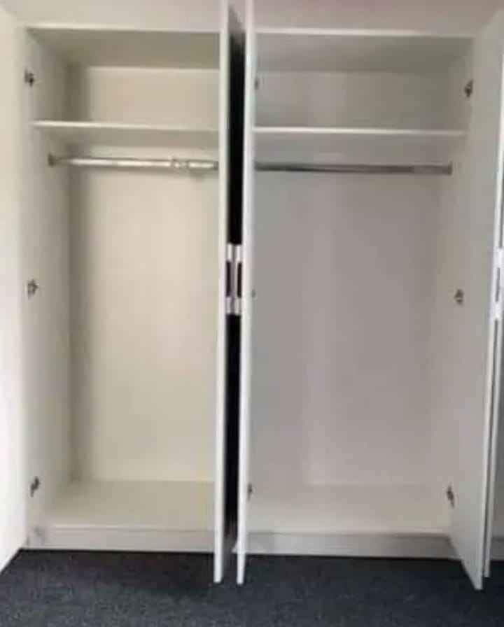 4 door wardrobe Plane - Image 2