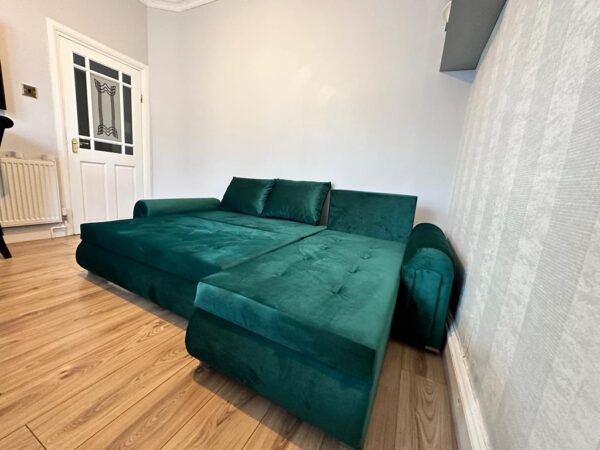 Berlin Green velvet corner sofa bed with double storage - Image 7