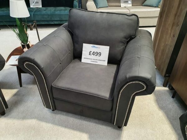 Oakland Armchair – Vintage Elegance Meets Modern Comfort - Image 3